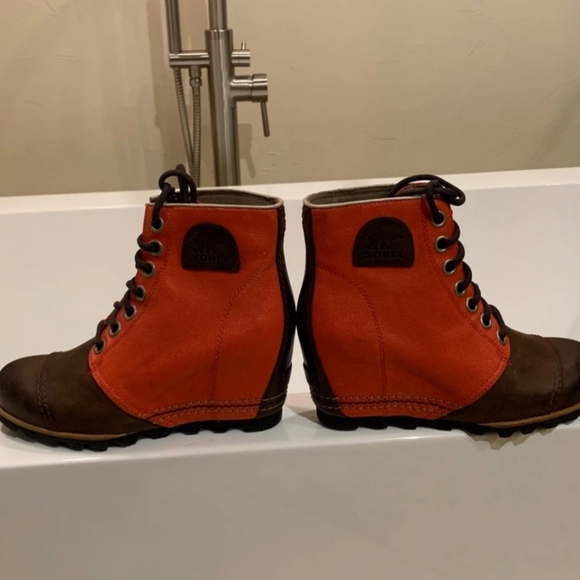 Sorel wedge boots - Picture 5 of 5